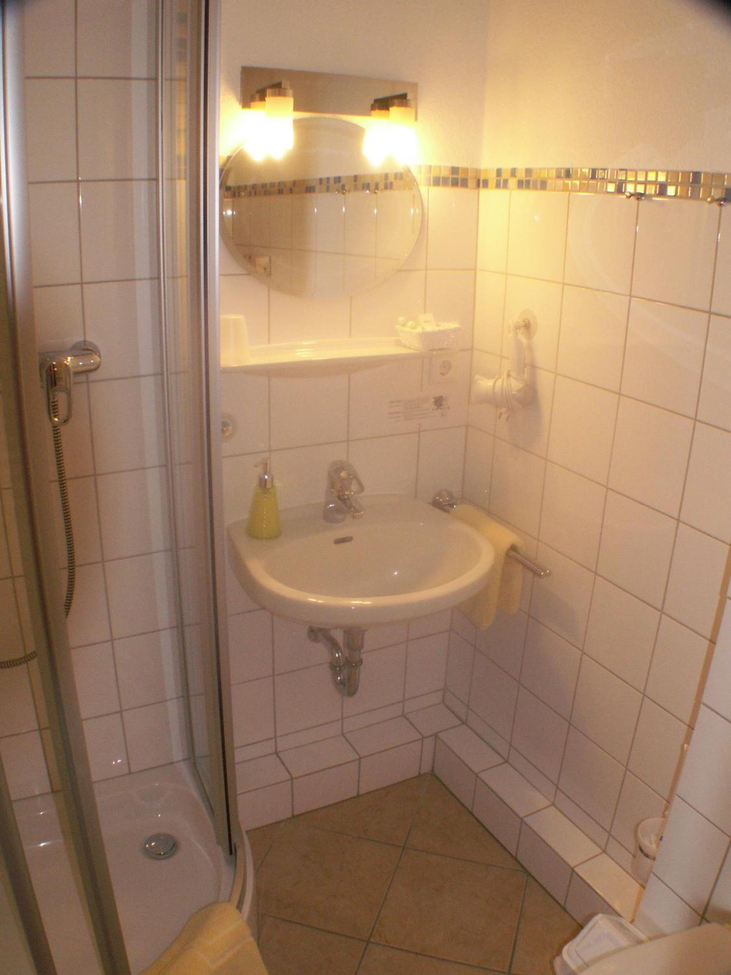 Thermen Hotel Pension Villa Holstein Bad Salzuflen Room photo